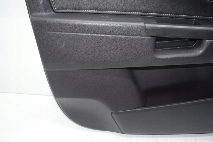 фото №4, Боковина обивка дверь левый перед zafira b 04-10r