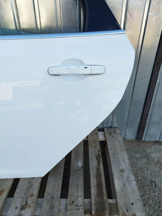 фото №7, Дверь левая зад ford focus mk3 iii цвет 5b 2010--- оригинал хэтчбек hb
