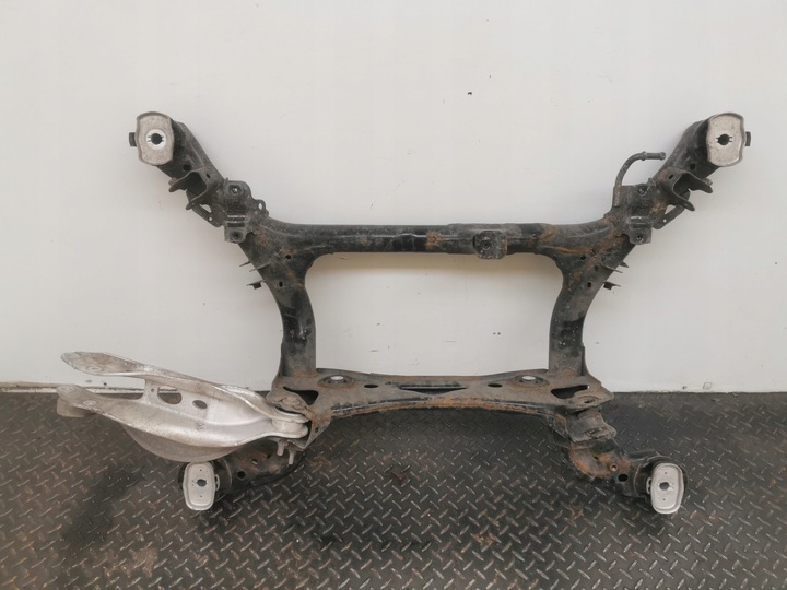 фото №6, Балка подвешивание зад audi q7/q8 4m оригинальный номер 4m0500025