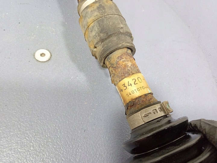 фото №6, Toyota sienna ii xl20 03- 3.3 v6 полуось левая перед 43420-08020
