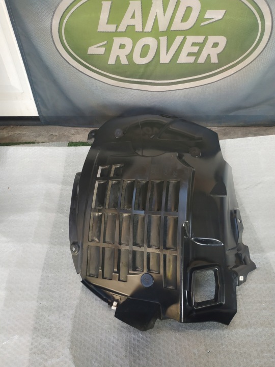 фото №13, Range rover velar l560 кріплення кронштейн   бампера ліве зад j8a2-17a882-ad