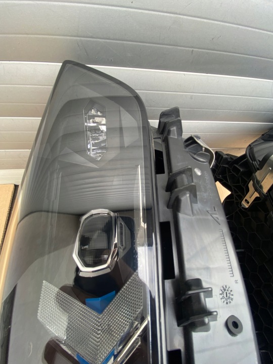 фото №10, Bmw x5 x6 g05 g06 рестайлинг фара права левые перед led 5a8e105 5a8e106 европа
