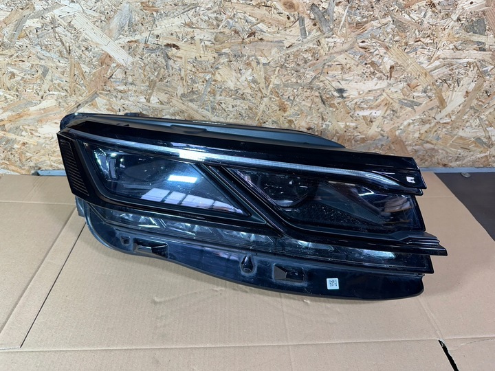 фото №12, Лампа правые перед правая r-line matrix полный led volkswagen touareg iii eu