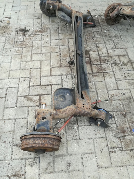 фото №5, Dacia duster i балка підвішування зад вісь задня