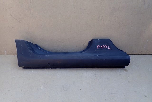 фото №1, Порог правые стойка обшивка skoda octavia 3 iii 5e