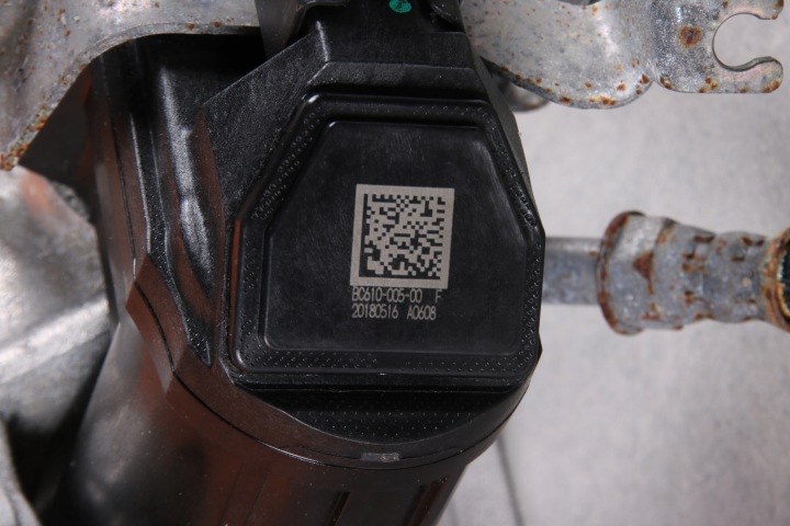 фото №9, Bmw g20 g21 g22 g23 g26 супорт гальмівний праве заднє 330x20 8836842 4 km !!