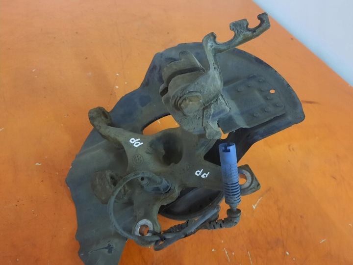 фото №5, Bmw 318 e46 316i mt 116km 01-06 ступиця поворотна опора права права n42b18a