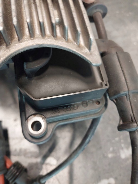 фото №10, Катушка зажигания audi a4 b5 8d 058905105a 0221603003