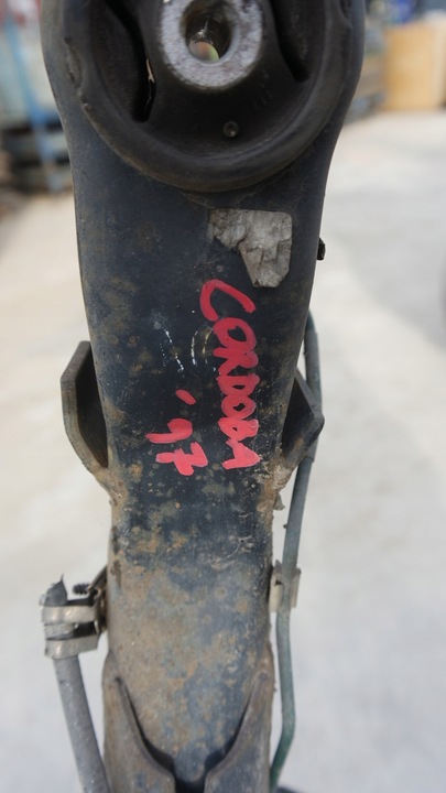 фото №3, Балка підвішування задні seat cordoba 1997r.