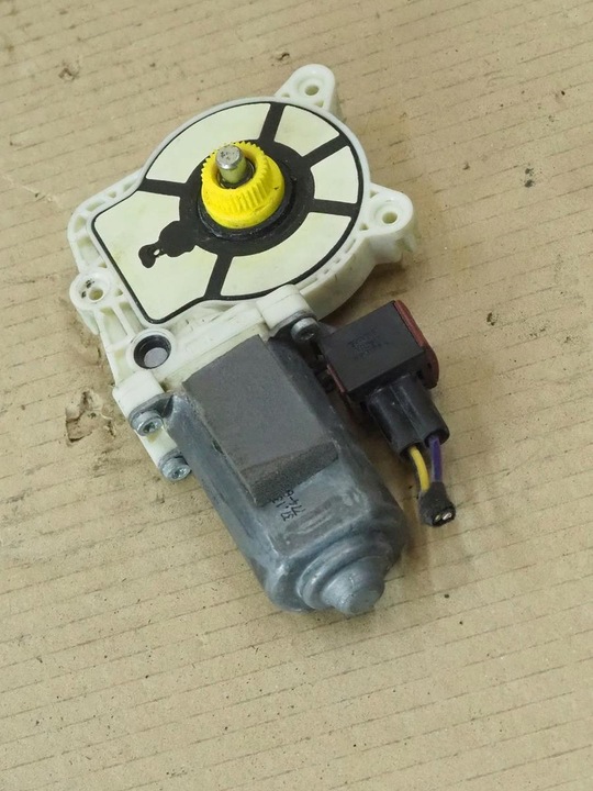 фото №13, Двигунчик скла лівий зад saab 9-3 93 ii рестайлінг 07-12r.