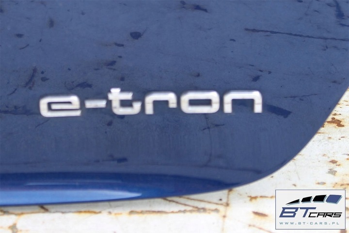 фото №5, Audi a3 sportback e-tron зад бампер + крышка багажника + лампы лампа задний