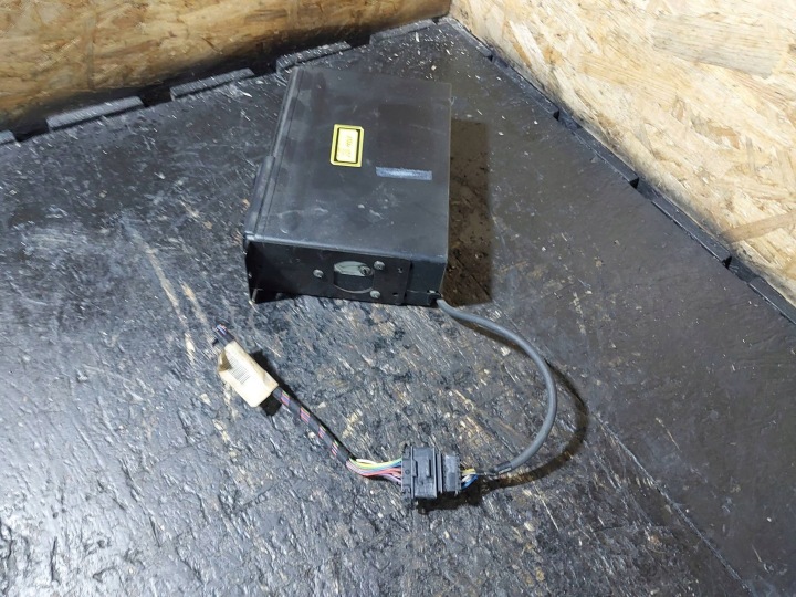 фото №7, Чейнджер дисків cd volkswagen passat b5 3b0035111b