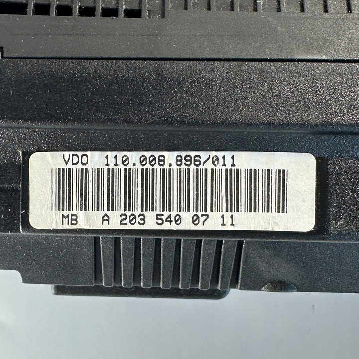 фото №10, Спідометр  прилади mercedes w203 2.0 b a2035400711