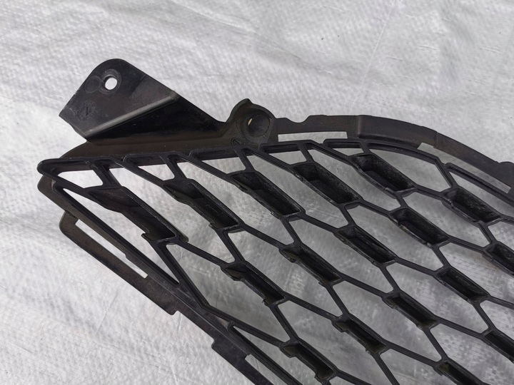 фото №9, Renault zoe рестайлінг 19- ліва решітка бампера перед 622553535r гарні