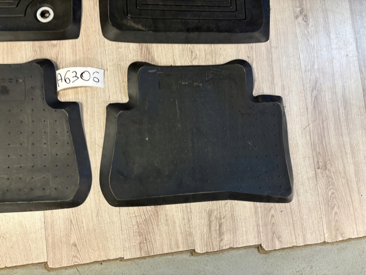 фото №9, Toyota c-hr i коврики резиновые маты pw210-10006 pw210-10007 pw210-10012