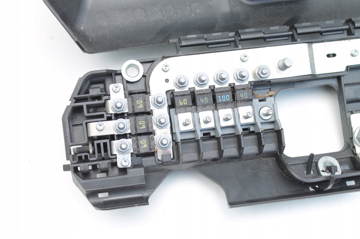 фото №3, Transit mk7 коробка предохранителей 6c1t-14a067-e