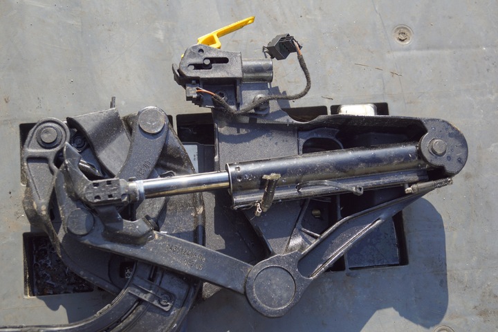 фото №7, Амортизатор крыша cabrio audi a5 8t 148512006