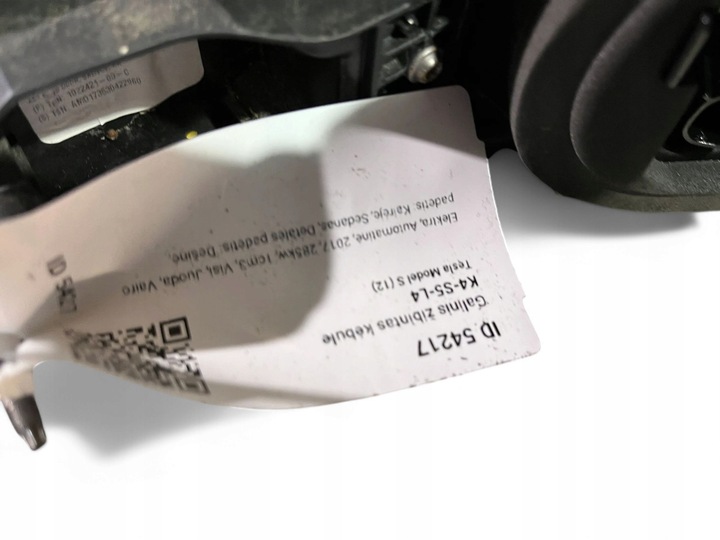 фото №8, Tesla модель s 2017 права сторона лампа задня 600592100e