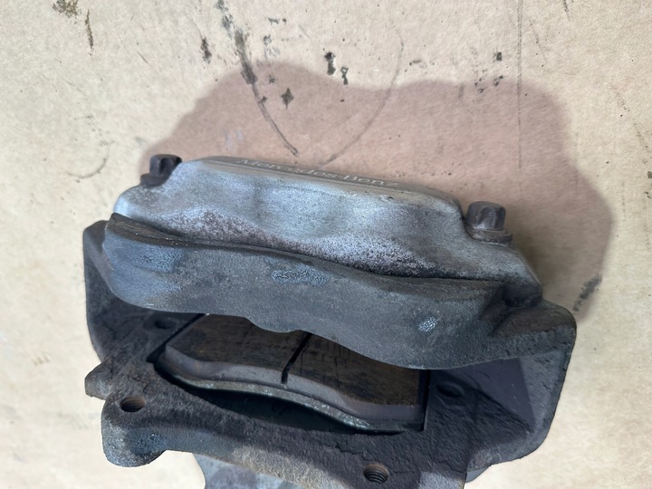 фото №9, Суппорт тормозной левый перед, левый переднее mercedes cls w218 344mm, 350cdi