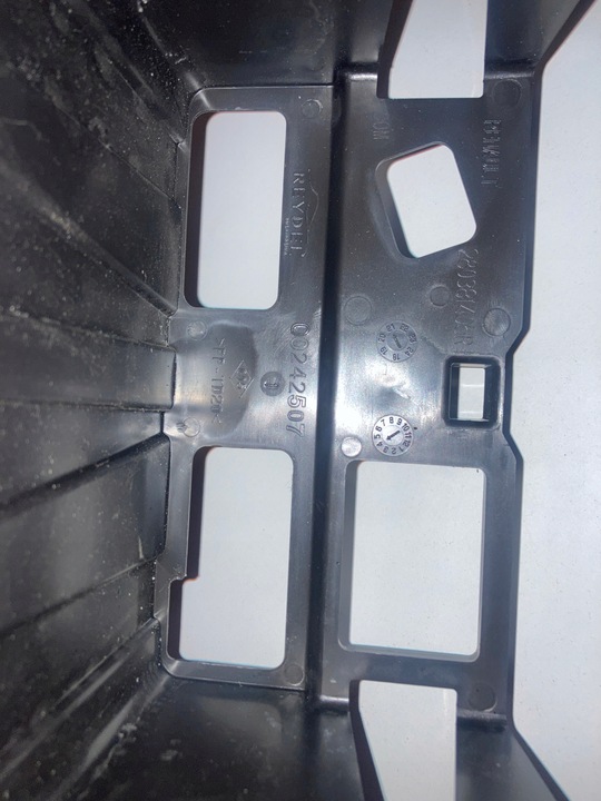 фото №2, Рамка радіо renault master 4 280381405r