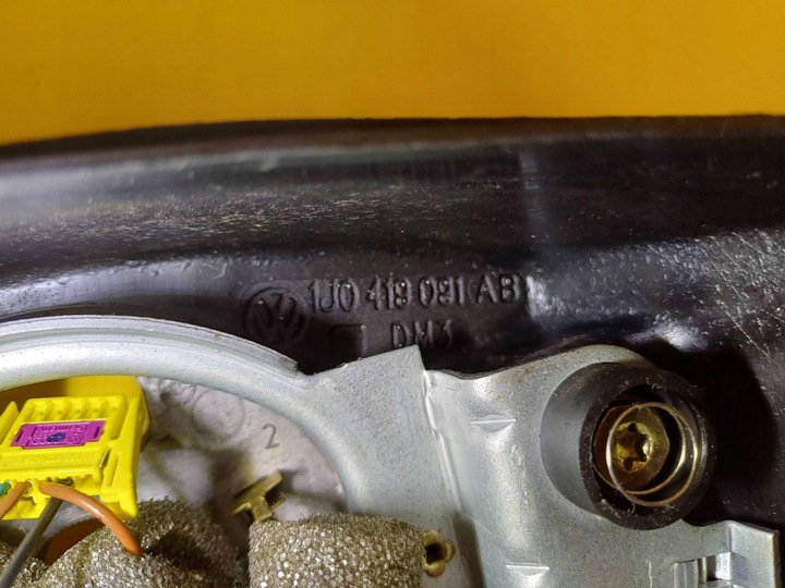 фото №7, Кермо з подушка vw golf iv 1j0419091ab nr117