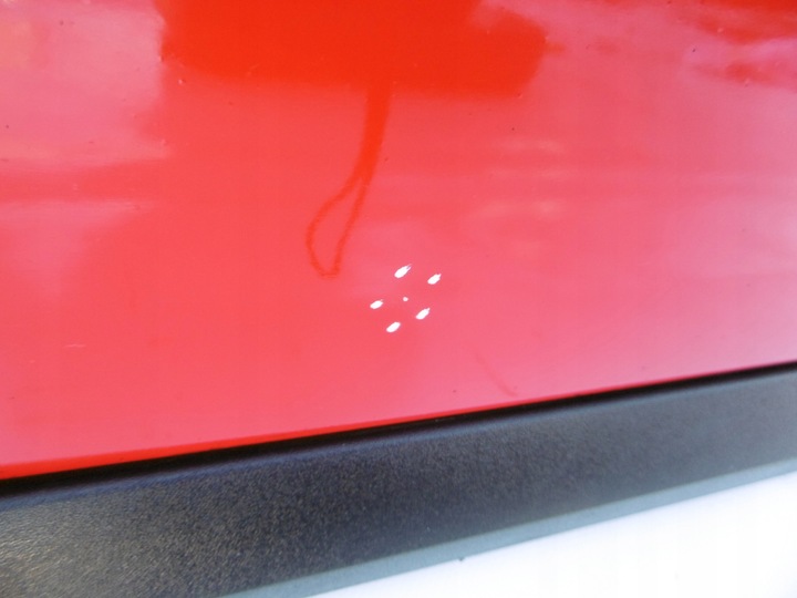 фото №10, Дверь правый перед передние 612 passion red volvo s40 ii v50