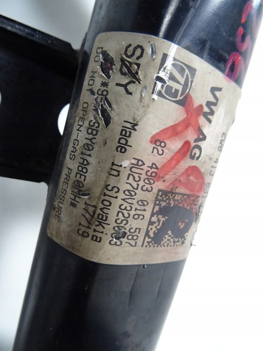 фото №10, A1 ii 82a 1.0 амортизатор поворотна опора права 2q0256j 5q0413031cd