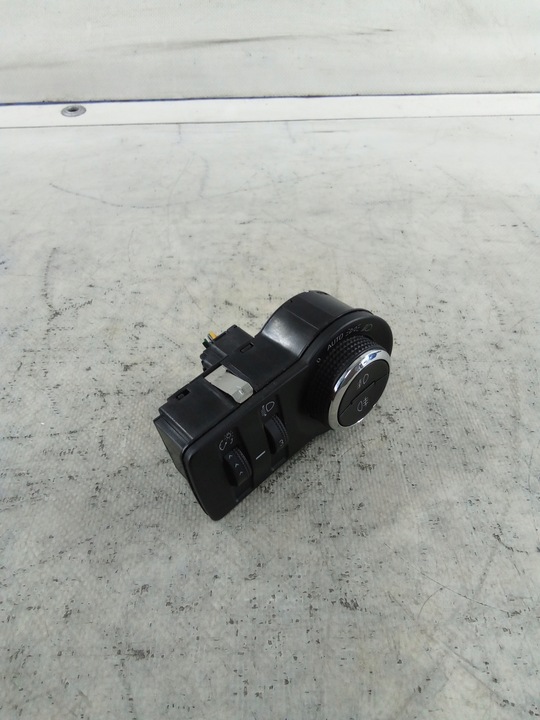 фото №1, D876 перемикач світла insignia 13268694