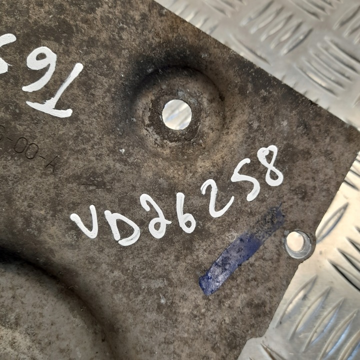 фото №4, Скоба tesla модель s 2016 105586600a