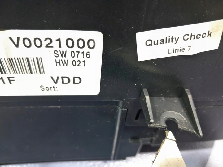 фото №8, Vw golf v 1.4b 90 km приборы спидометр 1k0920851f