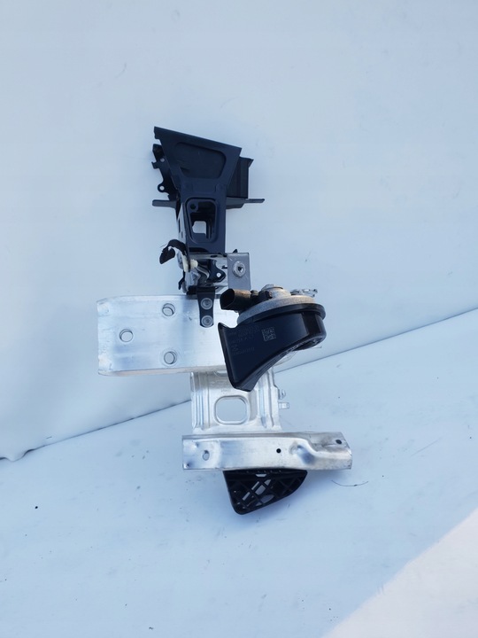 фото №10, Bmw 1 f20 11-15 зона смятия балка перед киль кронштейн левый правые