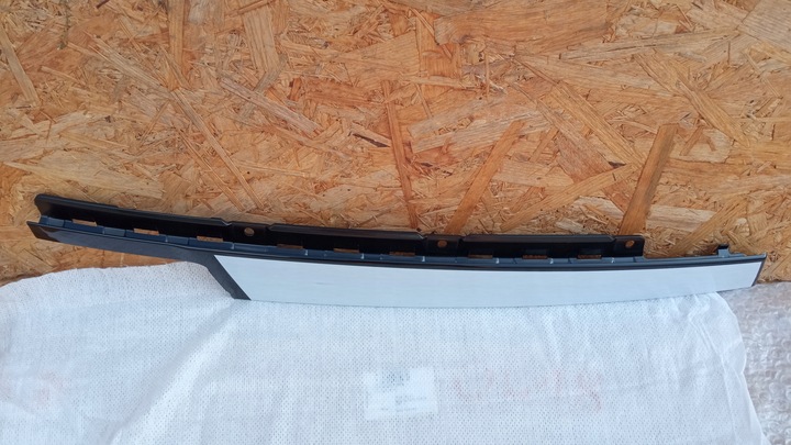 фото №5, Audi q7 4m накладка стійка двері лівий перед нова