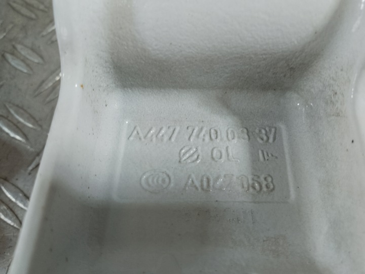 фото №5, Vito 447 15- петли дверь зад задние комплект