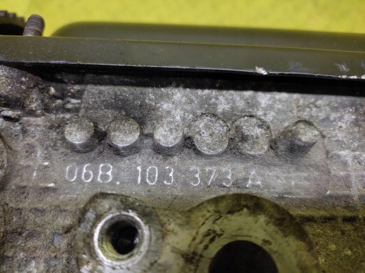 фото №6, Audi a3 1.6 головка двигателя 068103373a
