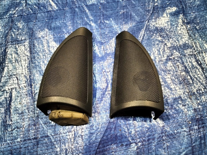 фото №1, Захист трикутник дзеркало динамік двері праві перед mercedes r-klasa w251