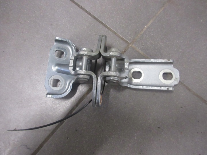 фото №1, Петля петли дверь левый зад zafira c z179