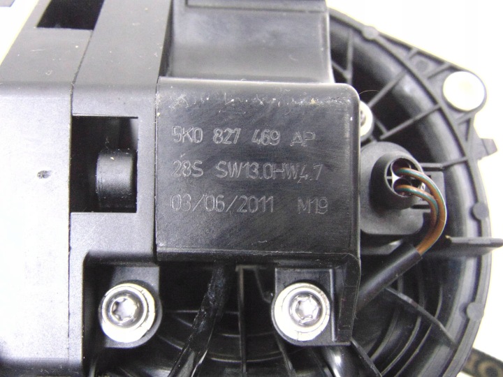 фото №7, Ручка крышки багажника з камера volkswagen passat cc 5k0827469ap