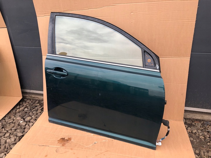 фото №1, Дверь правые передние правый перед toyota avensis ii t25 2003-2009