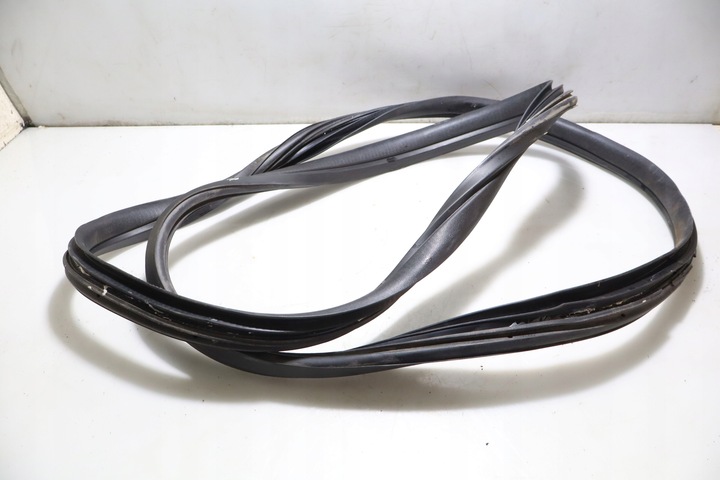 фото №3, Прокладка дверь правая задняя toyota aygo ii рестайлинг