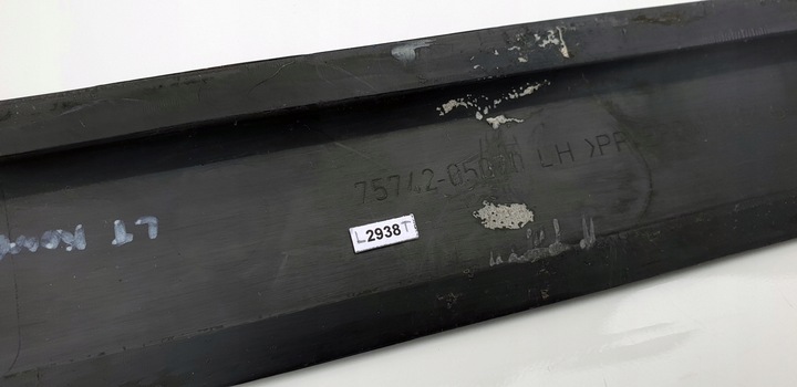 фото №14, Toyota avensis t22 универсал планка планка дверь зад задние левая левая