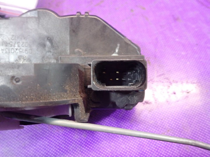 фото №6, Opel adam hb 3d 12-20 замок перед праве 13579523 eu 4 pin