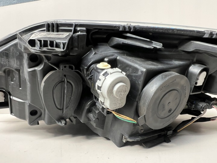 фото №11, Фара передняя правая renault laguna iii ксенон 260100035r / 89901837
