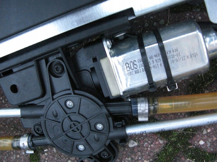 фото №8, Полка зад алькантара электрический. 4h4863412a audi a8 длинный