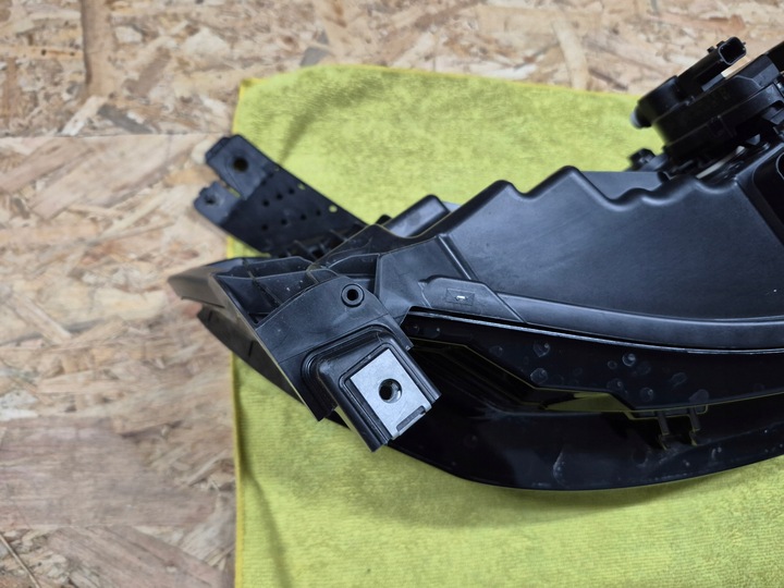 фото №14, Renault megane v 5 e-tech лампа передняя перед левая полный led