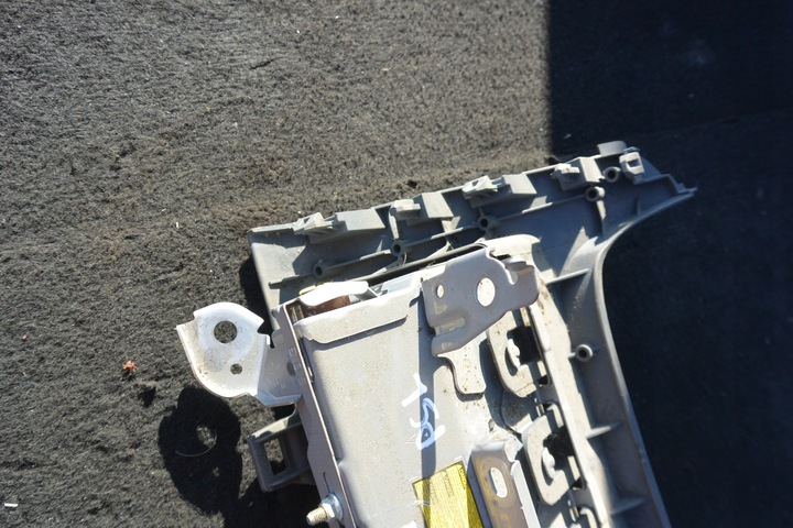 фото №10, Подушка безпеки повітряна подушка колінна ліва кермо toyota prius plus +