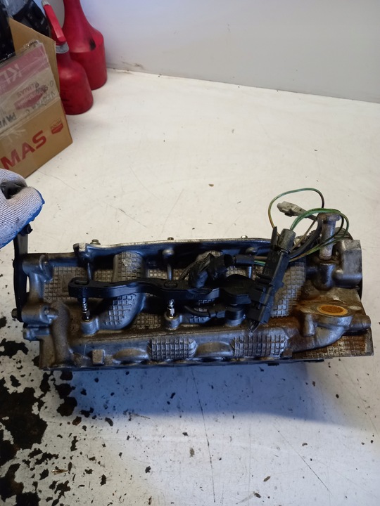 фото №7, Головка двигуна peugeot 607 2.7 v6 4r8q-6c064ag