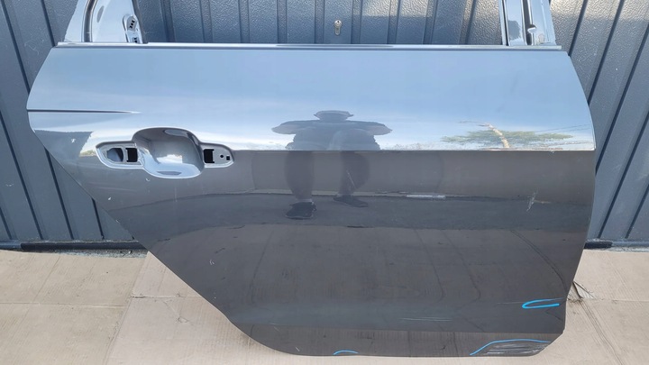 фото №9, Audi a4 b9 рестайлинг универсал дверь зад задние правые fv