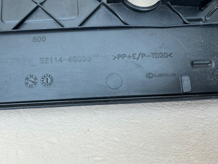 фото №13, Lexus rx 5 v 22r- прокладка номерного знака регистрационный 52114-48600