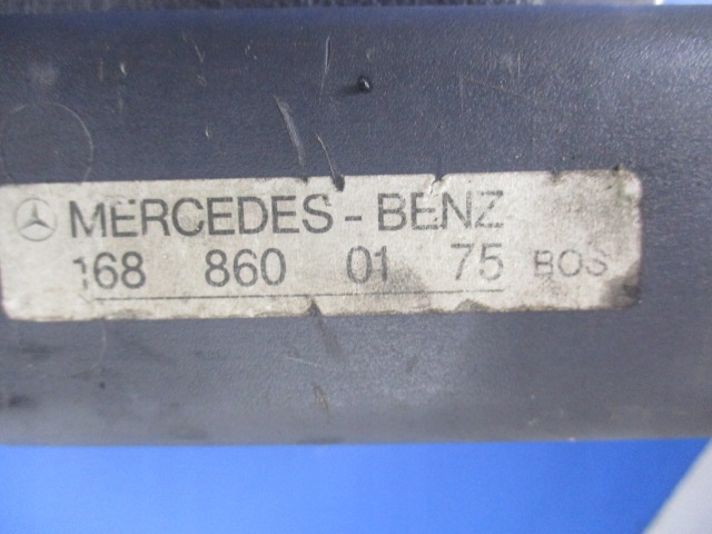фото №7, Mercedes w168 ролета засовка багажника