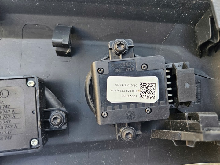 фото №6, Защита сиденья водителя audi a4 b9 8w кнопки регулировка